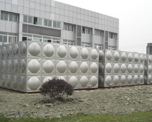 水箱的不銹鋼肋板水箱:快效、堅固且環保的選擇